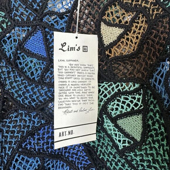 Lim’s 1980's Vintage Hand Crocheted Cotton Abstract Floral Top Small Green Blue - Picture 3 of 5